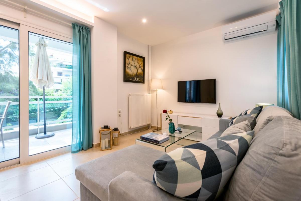 Lux 1-bedroom apartement next to the sea in Voula - Housity