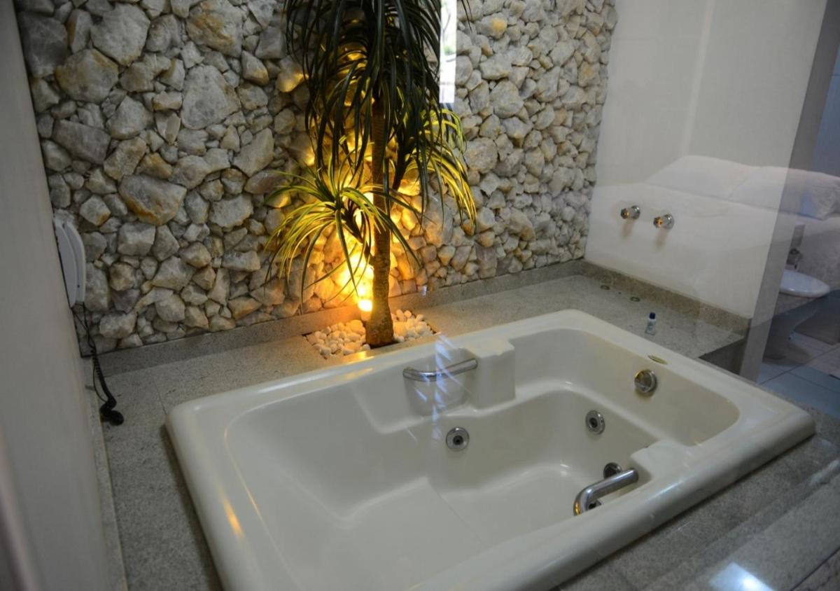 Ubaense Plaza Hotel - Housity