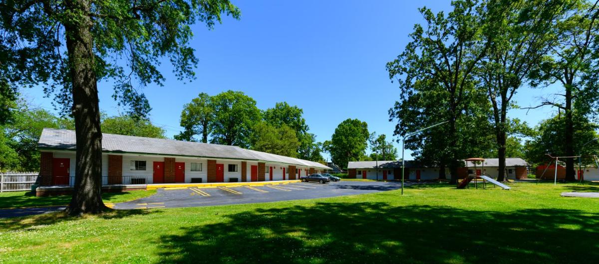 OAKS MOTEL GREENSBORO NC - Housity