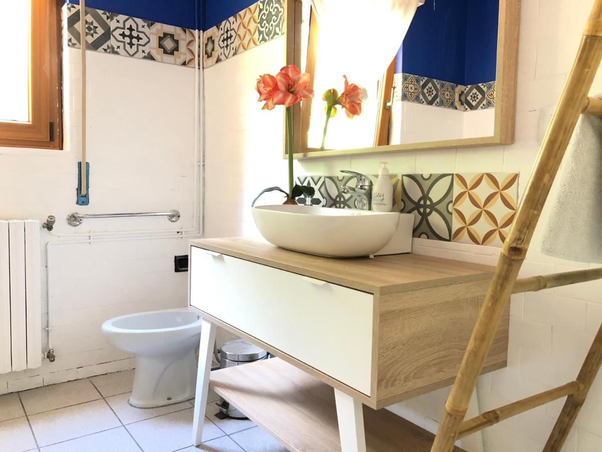 CLUA Holiday House - Housity