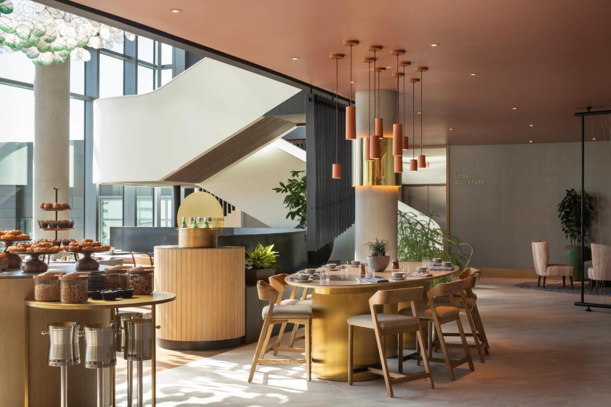 Grand Hyatt at SFO - Housity