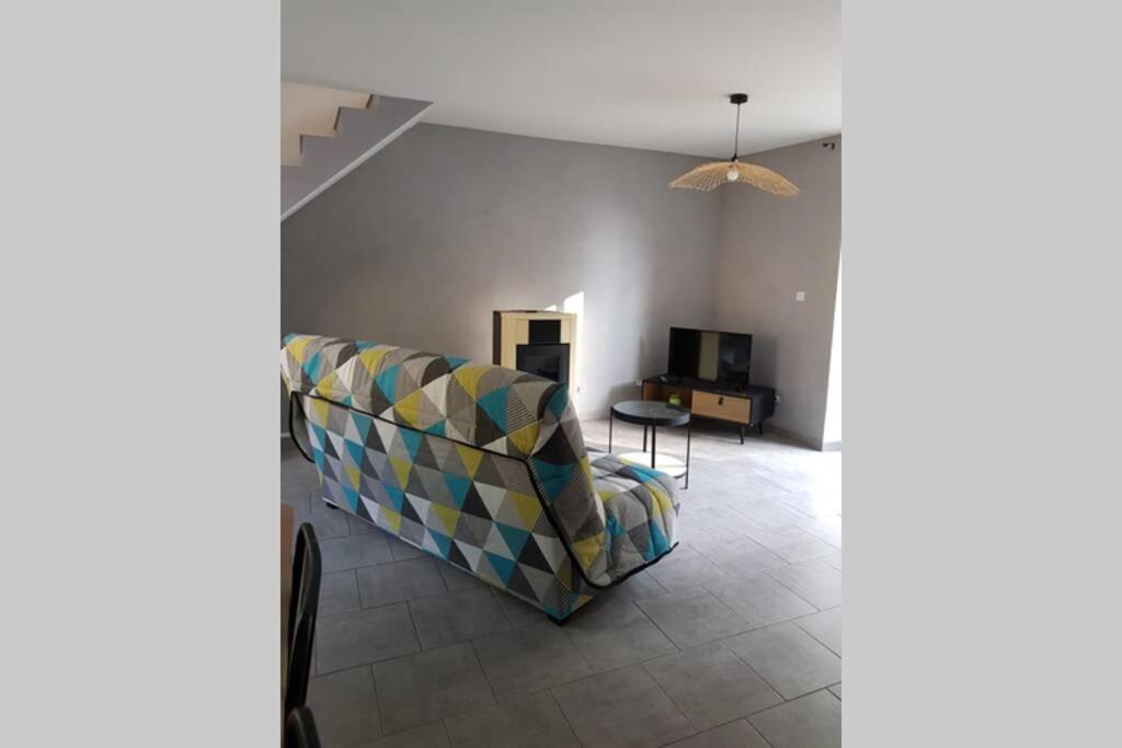 Maison de charme avec cour fermée et Wi-Fi - Housity