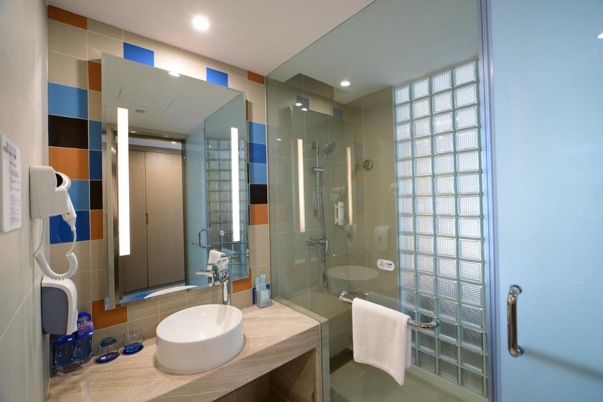 Holiday Inn Express - Liuyang Development Zone, an IHG Hotel - Housity