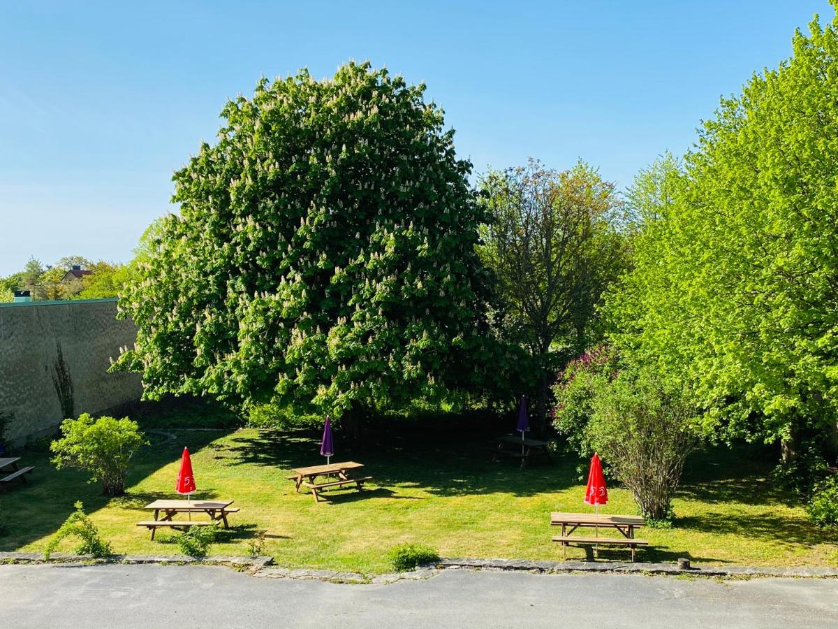 Blåkråkan Bed & Breakfast - Housity