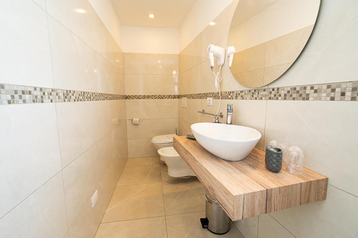 Vista Mare Apartments - Housity
