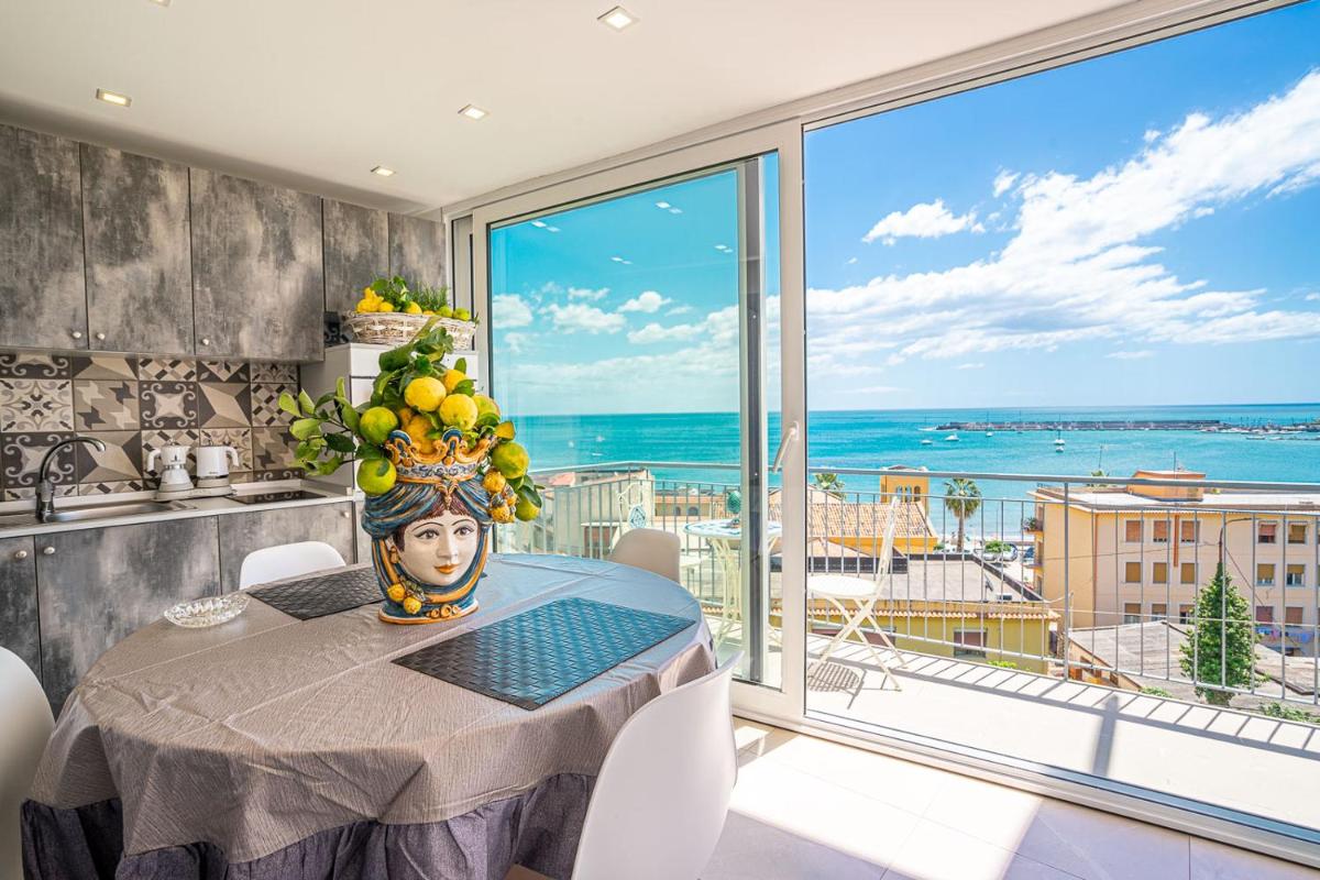 Vista Mare Apartments - Housity
