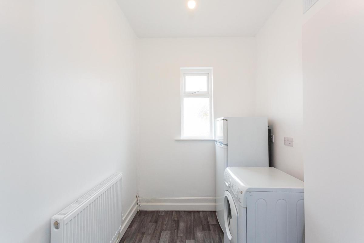 Cherry Property - Cherry Suite - Hizvo