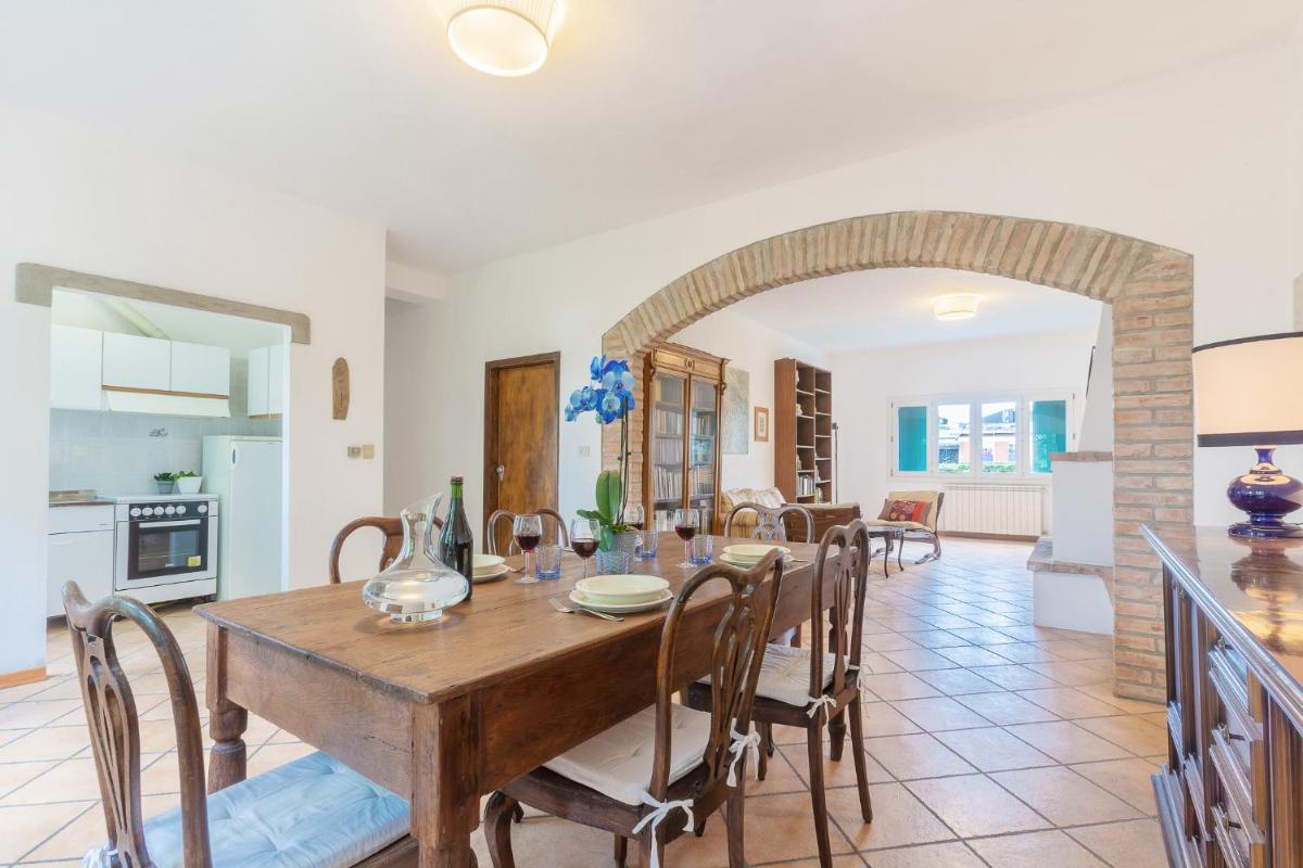 Casolare di Campagna con parcheggio e giardino - Housity