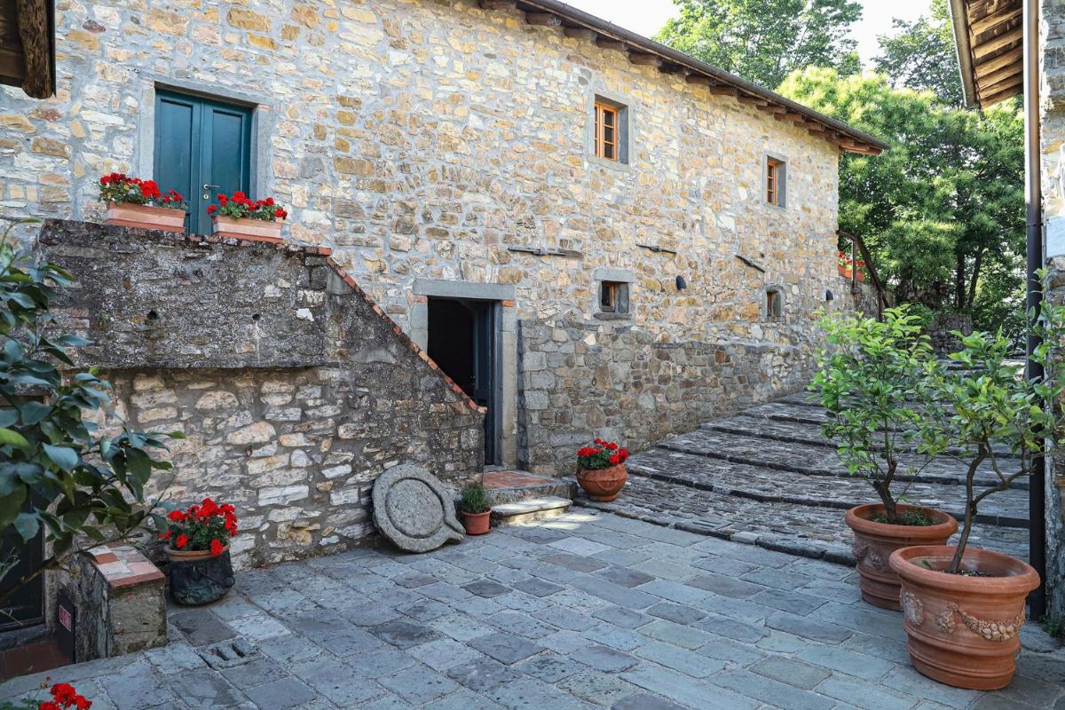 Costa D'Orsola - Housity