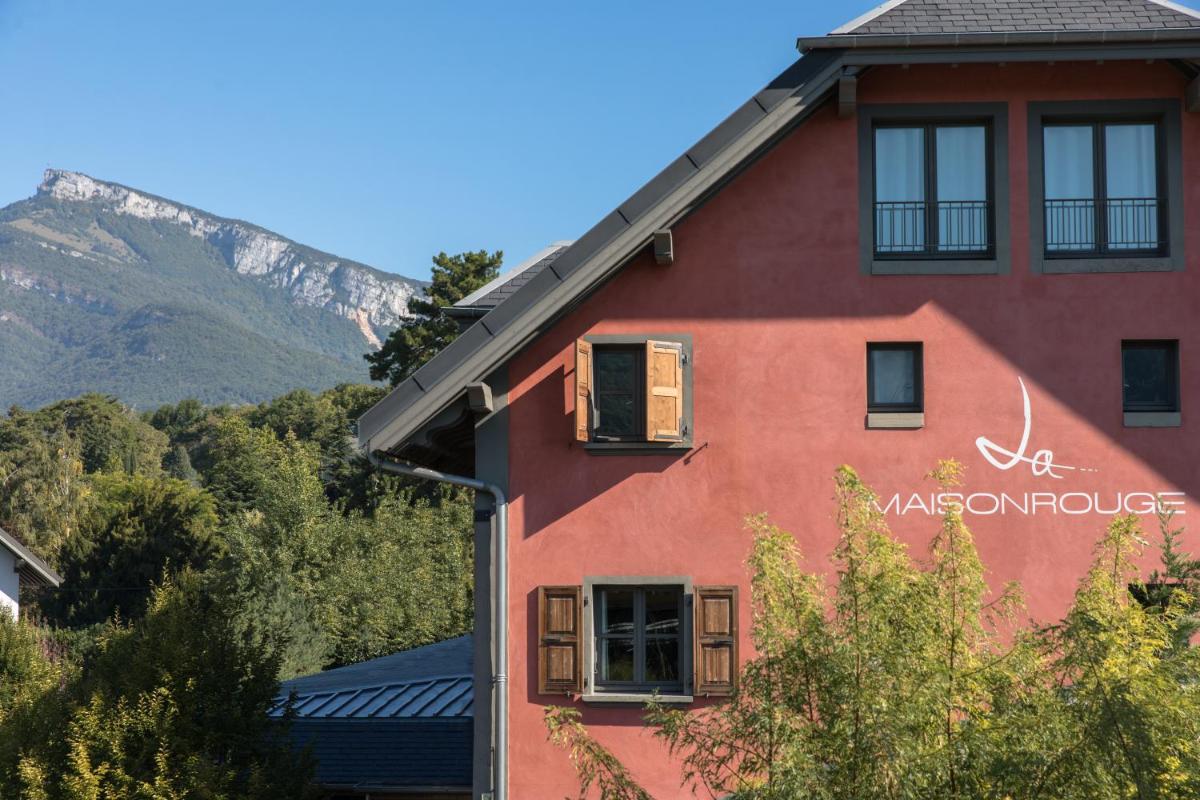 Vue générale sur la montagne ou vue sur la montagne depuis l'hôtel