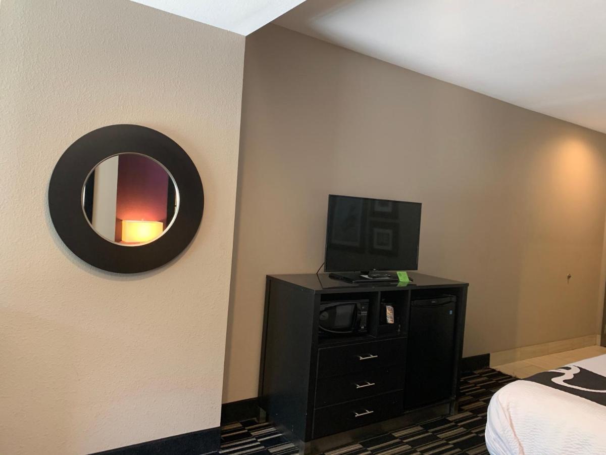 La Quinta by Wyndham West Monroe - Housity