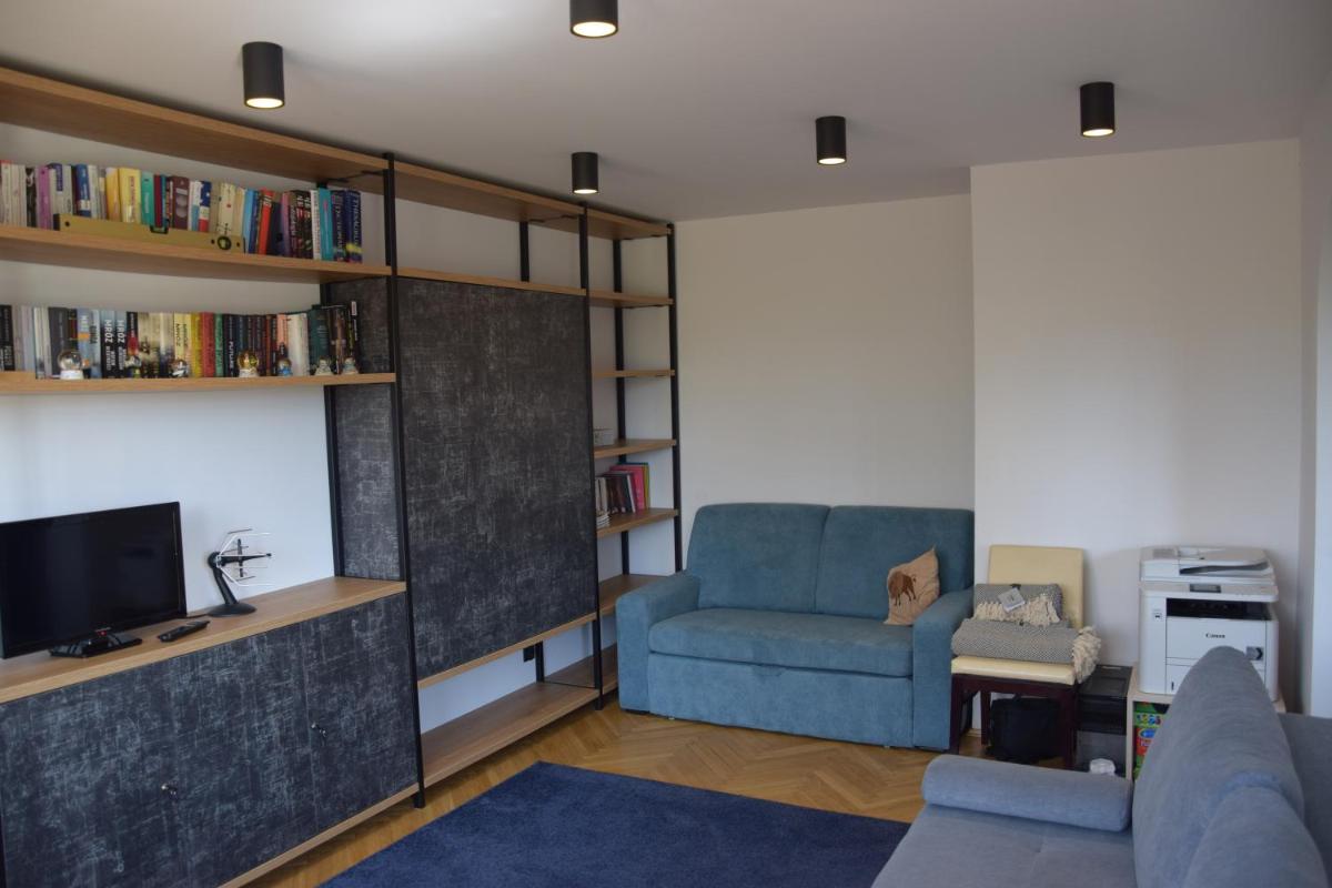 Apartament Kolejowa - Housity