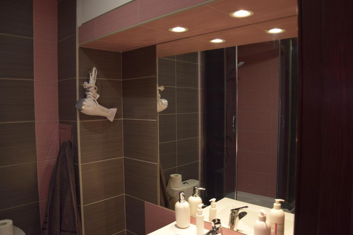 Apartament Kolejowa - Housity
