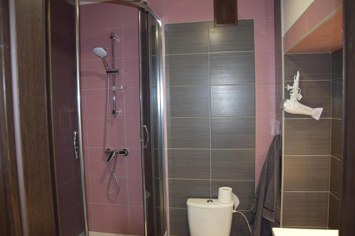 Apartament Kolejowa - Housity