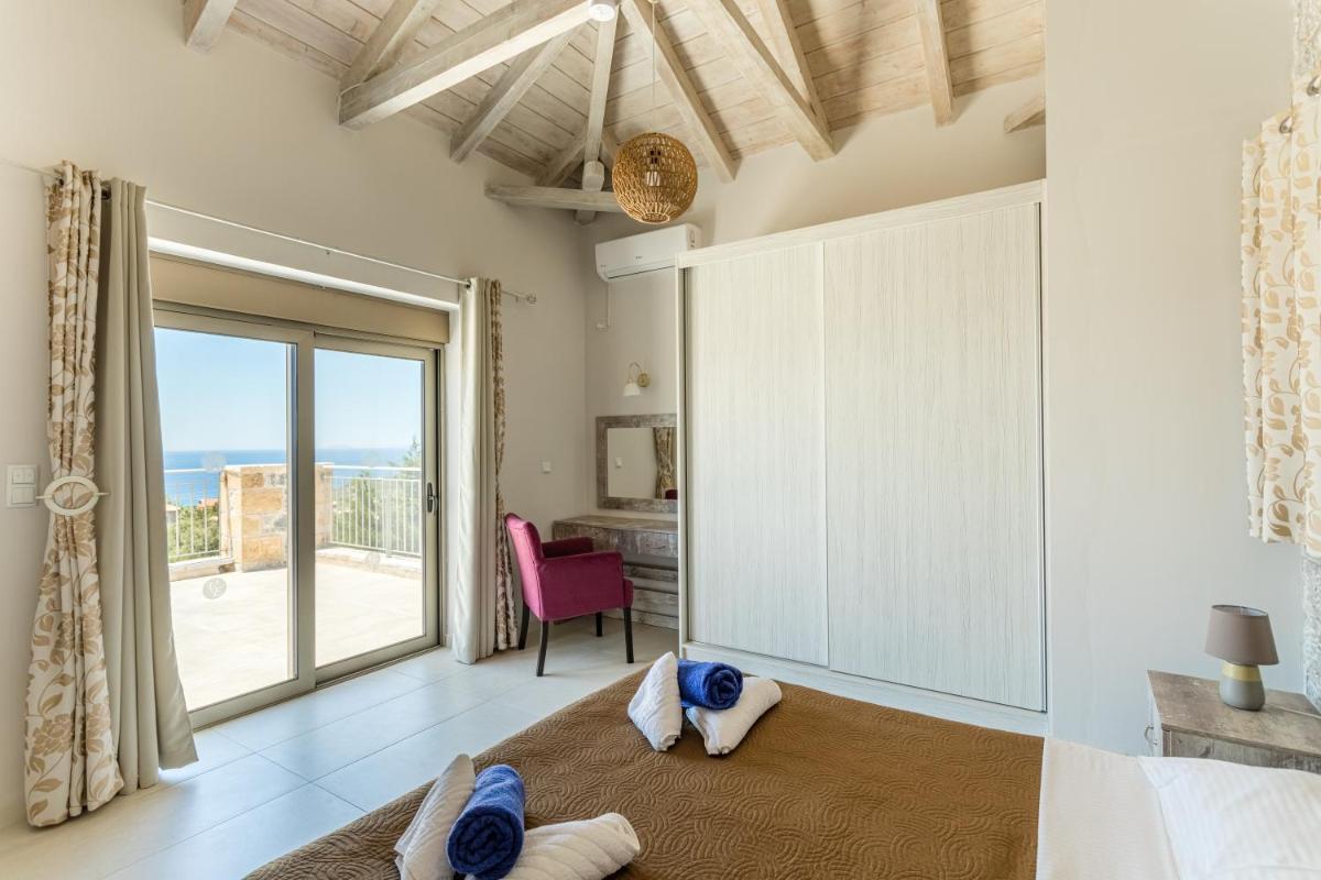 Villa σε stoupa - Housity
