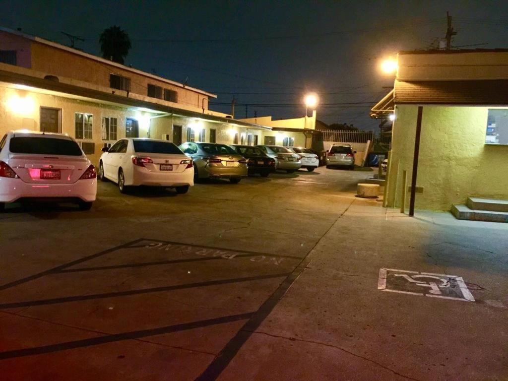 JOLLY MOTEL - Housity