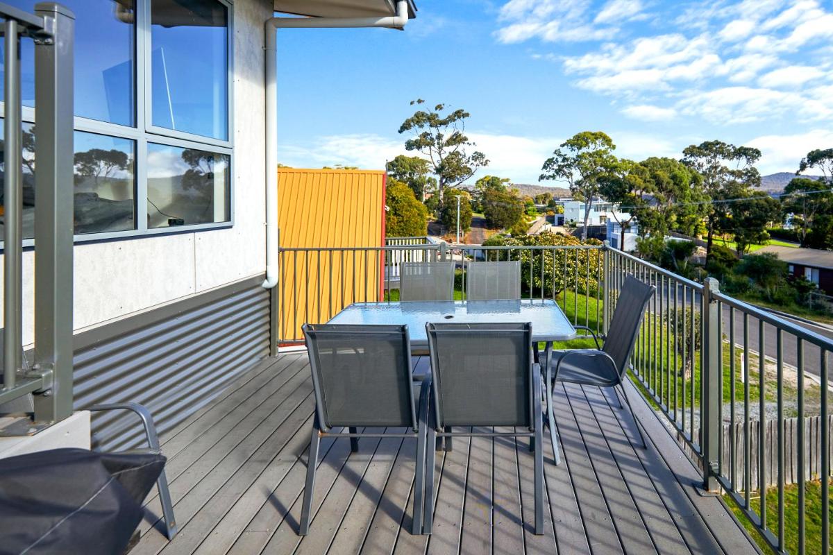GRANITE BEACH HOUSE @ Bay of Fires - Housity