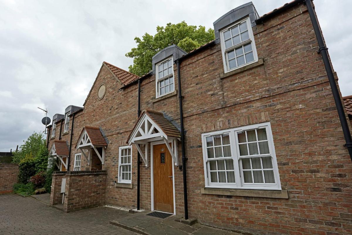 George Hudson Court Apartments - Housity