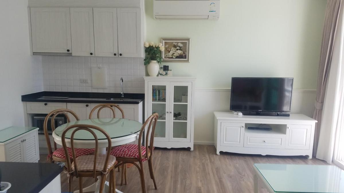 Summer Huahin Condo by Howard - Housity
