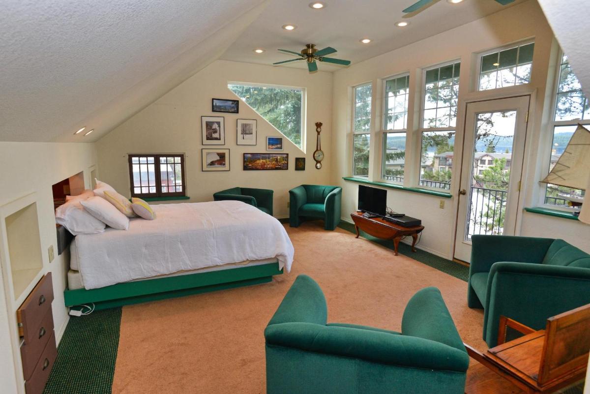 Room with a View by Casago McCall - Donerightmanagement - Housity
