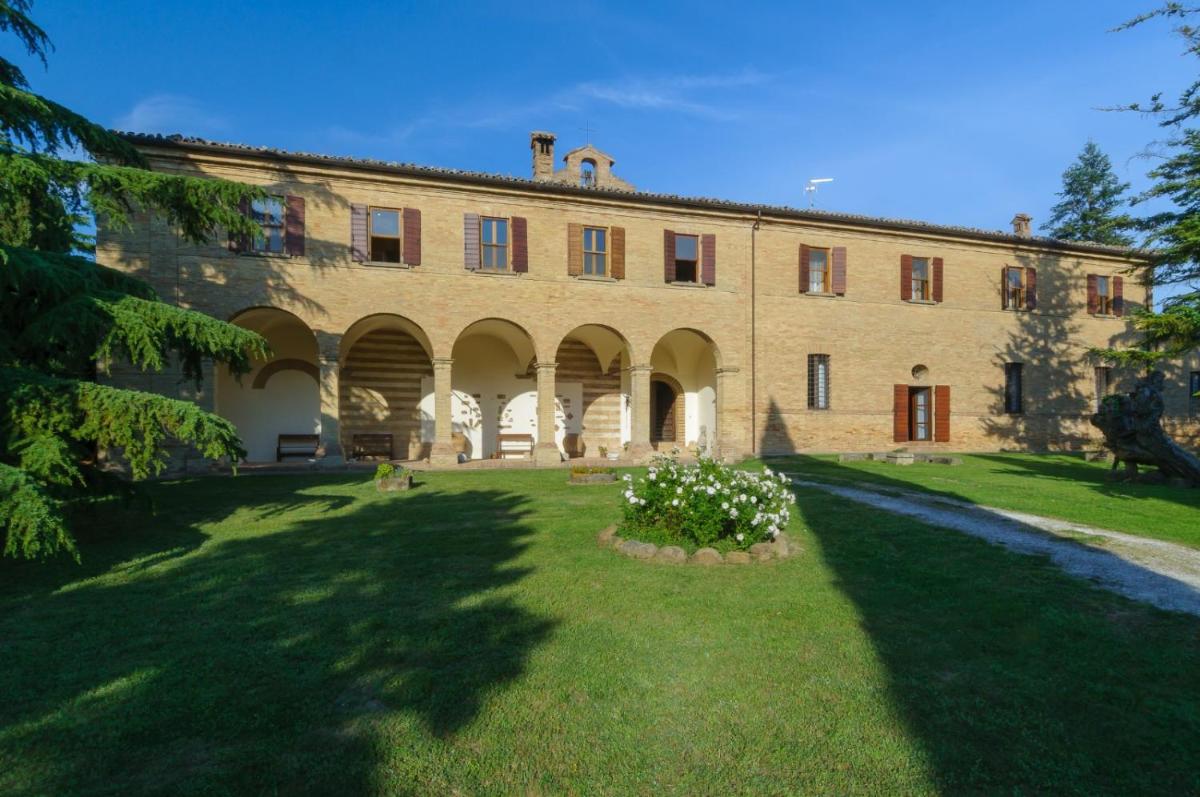 Convento di San Francesco Mondaino - Housity
