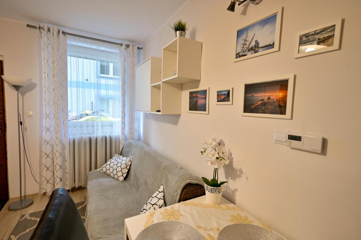 Pokój z aneksem kuchennym - Housity