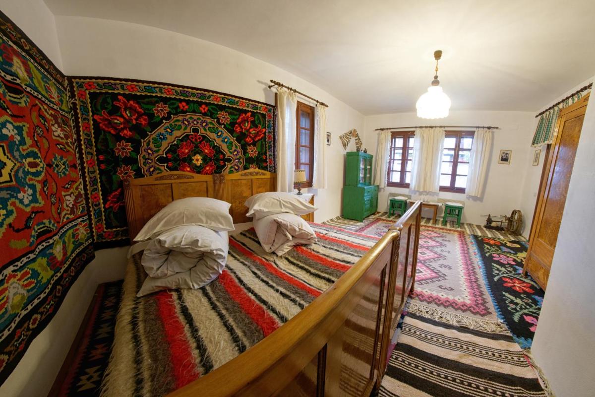 Casa Bunicii din Bucovina - Housity