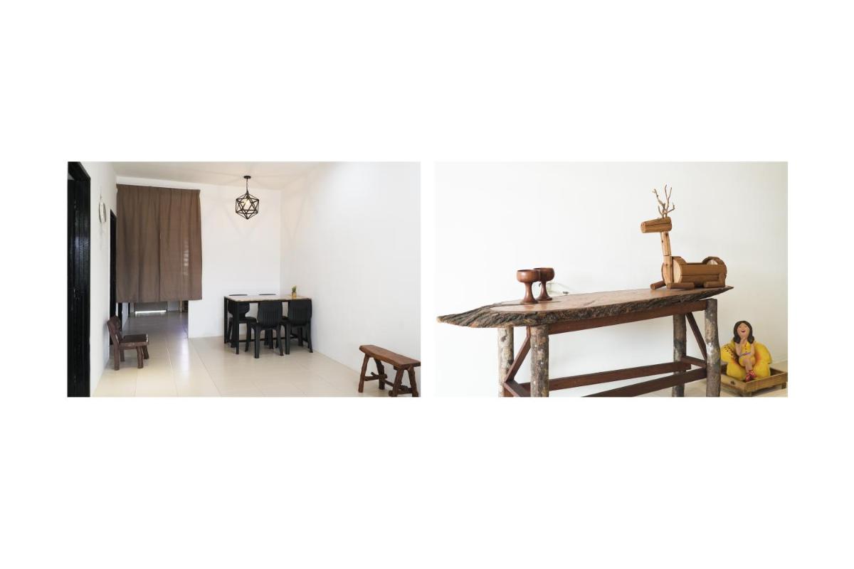Cozy, Modern, Air Cond Gambang Water Park Homestay -- The Pigeon Guest House - Housity