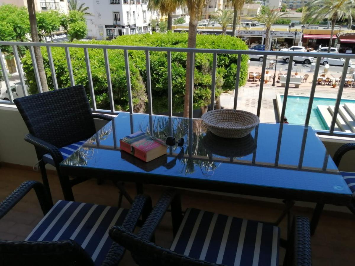 Suitetrails - Charming apartment with sea views and English TV stations