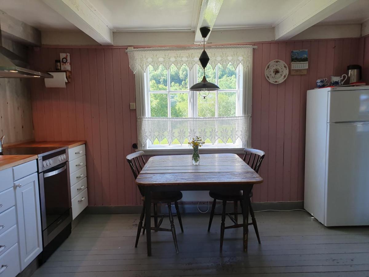 Gammelstua på Storsæter Gård - Housity