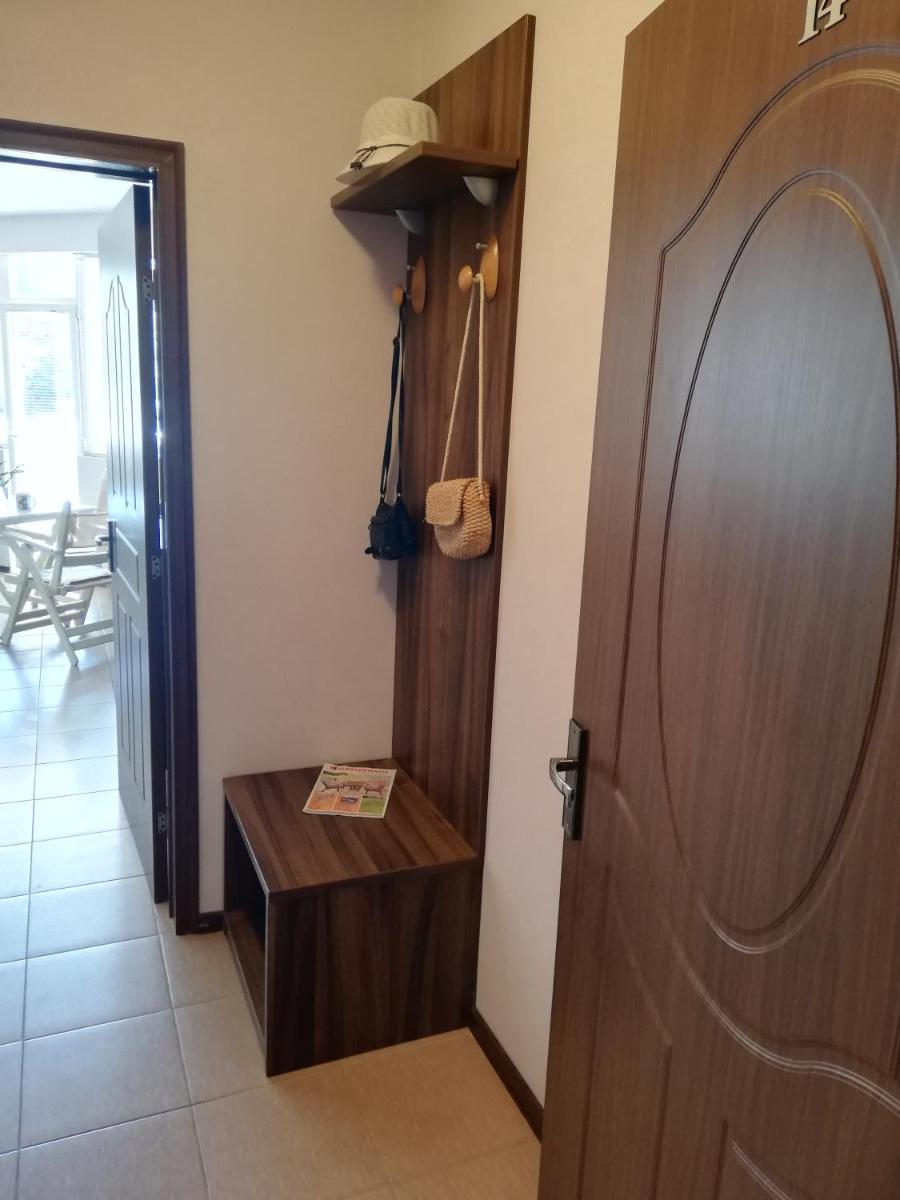 Private Apartment in Sunny House Family Complex - Housity