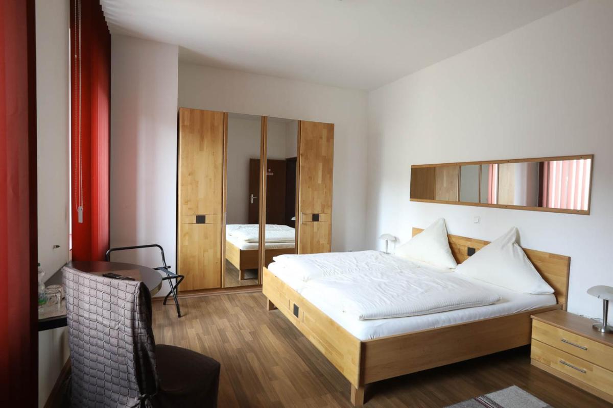 Pension Leonardo - Housity