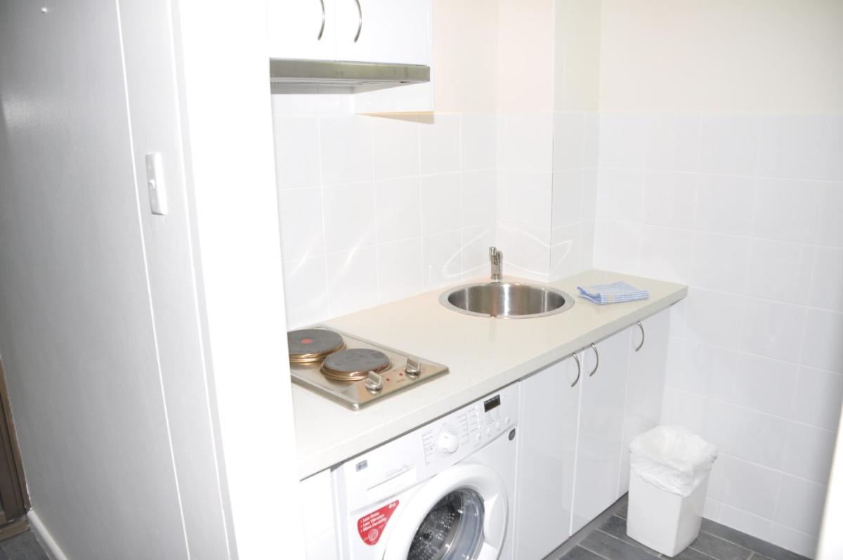 Accommodation Sydney City Centre Hyde Park Plaza Pet Friendly Studio with balcony apartment - Housity