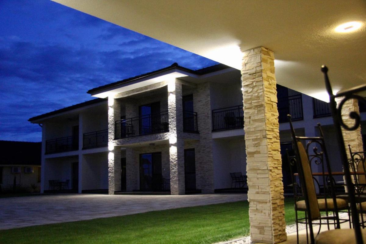 Jazmin apartmány - Housity