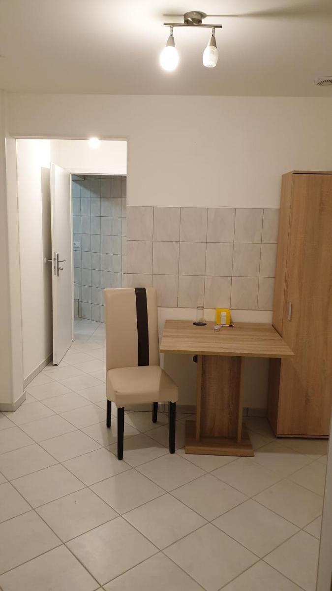 Zimmer zur Seeve - Housity
