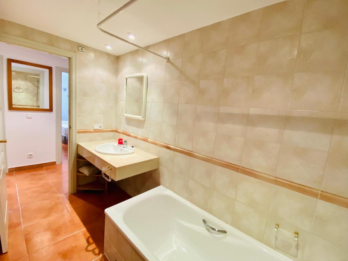 Apartamentos Plus Costa Brava Pals - Housity
