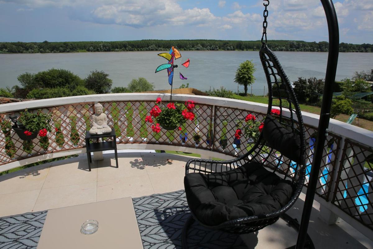 Prenociste Dunav 97 K5 - Housity