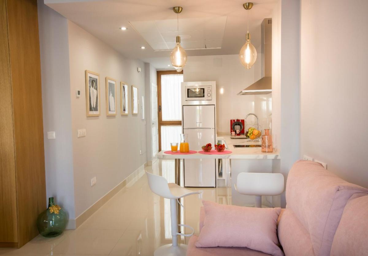 APARTAMENTOS LOS MORILES - Housity