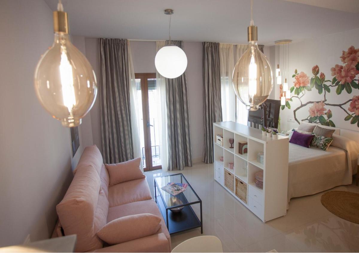 APARTAMENTOS LOS MORILES - Housity