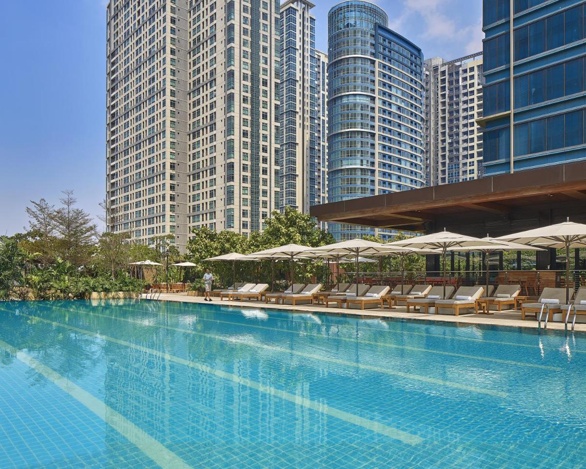 Grand Hyatt Manila - Housity