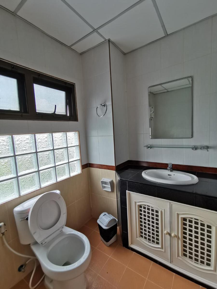 Suitetrails - Hi Hotel SHA Plus