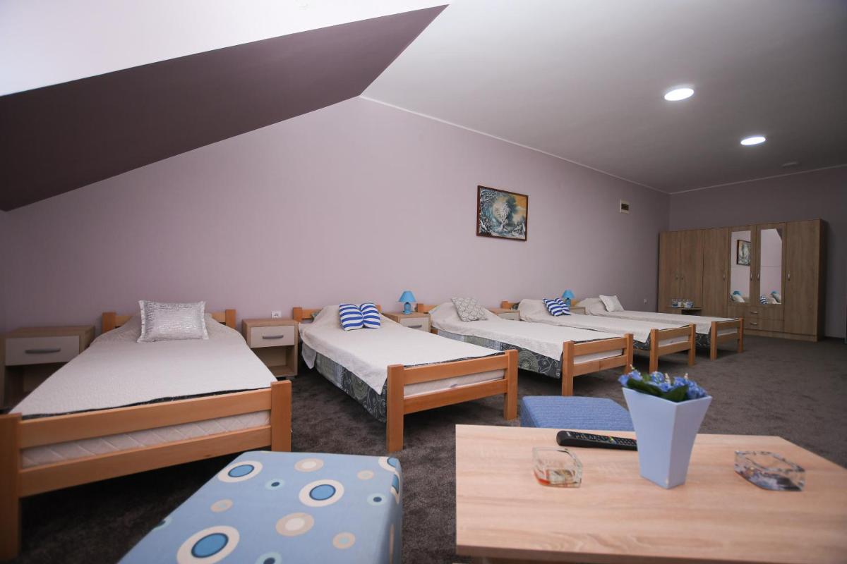 Apartmani Genčić 1 - Housity