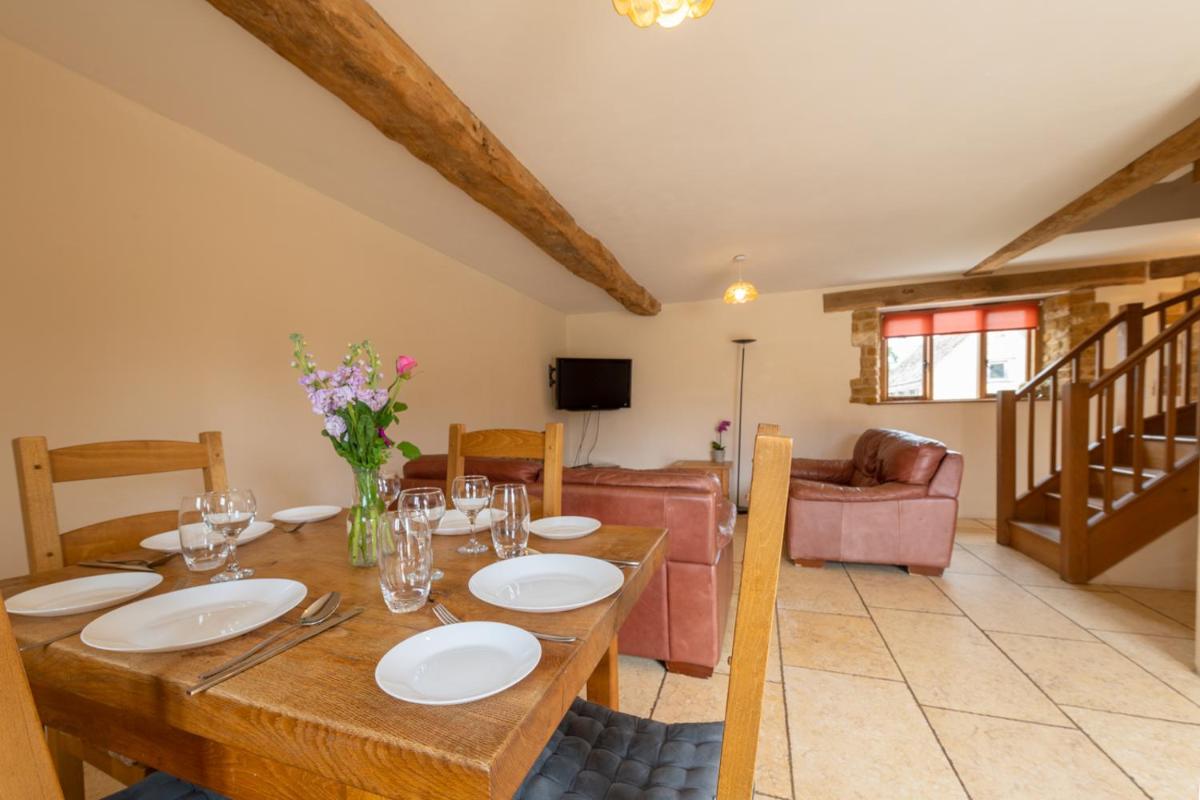The Drey - Ash Farm Cotswolds - Housity