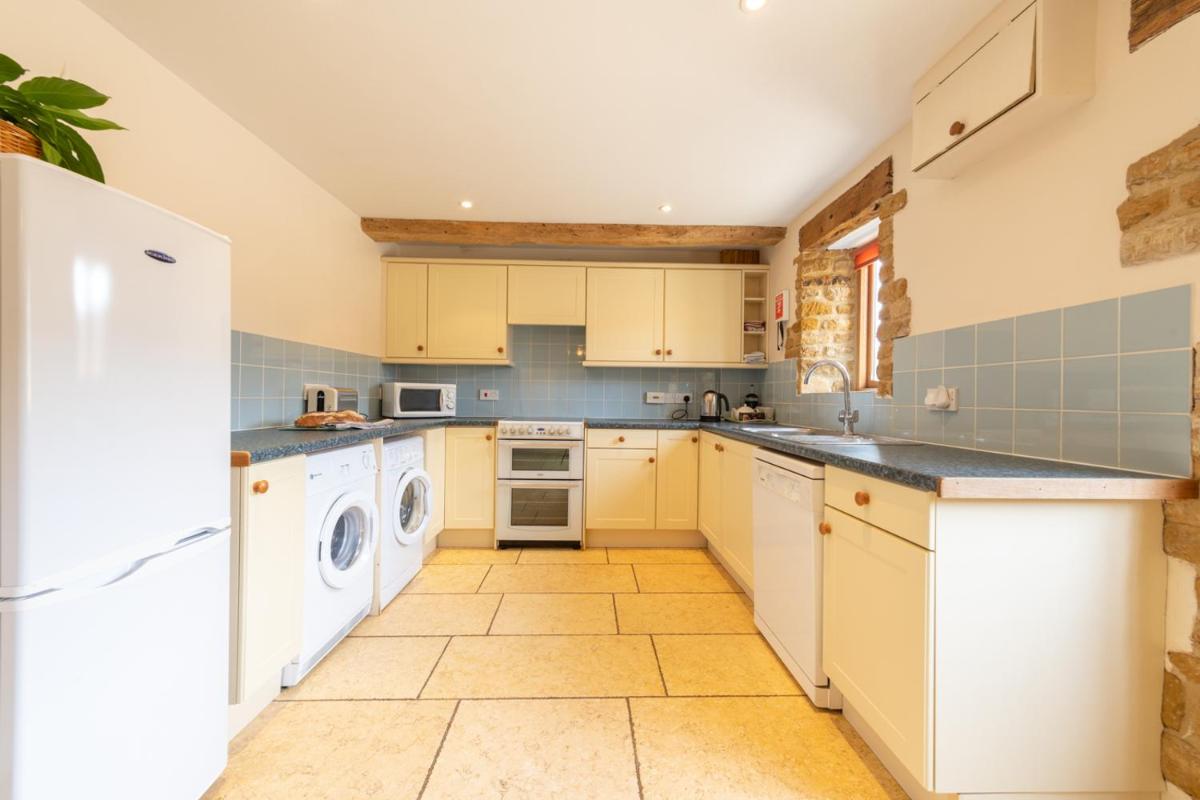 The Drey - Ash Farm Cotswolds - Housity