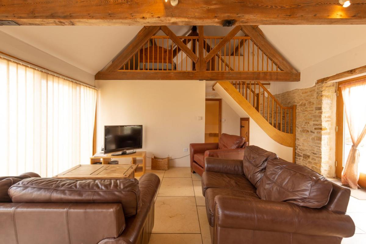 The Oaks - Ash Farm Cotswolds - Housity