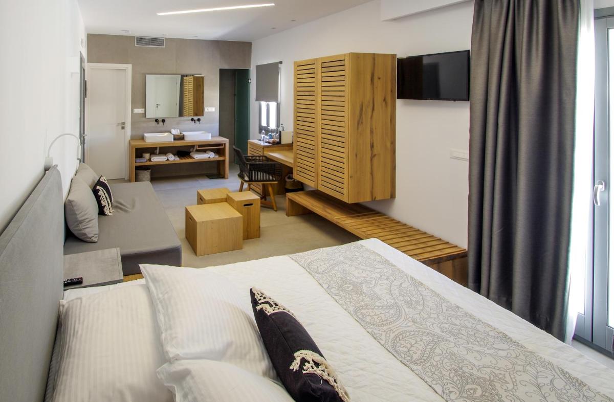 Oro Suites - Housity