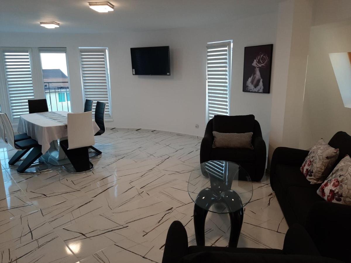 Suitetrails - Incanto Apartments