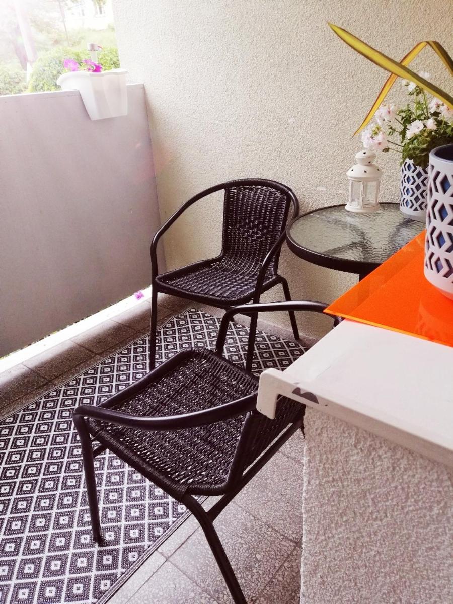 Przyjemna Miejscówka - Housity