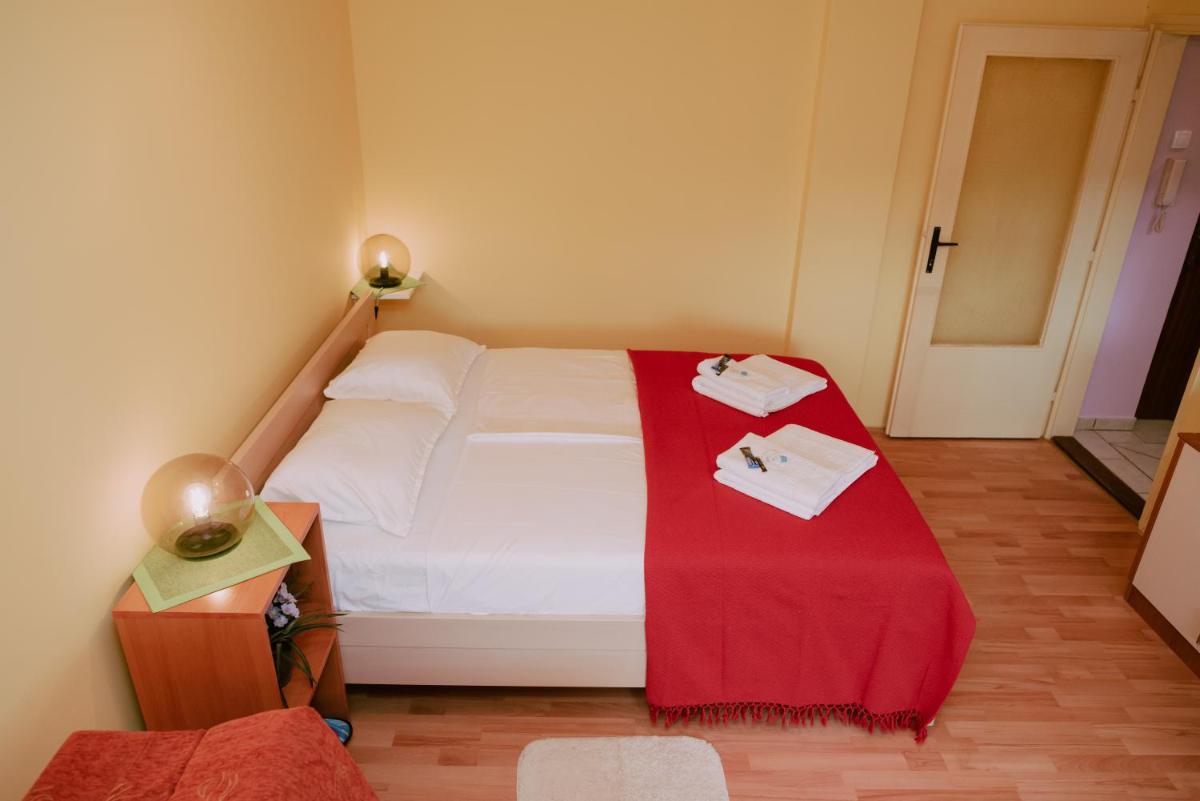 Apartments Buba ** - Housity
