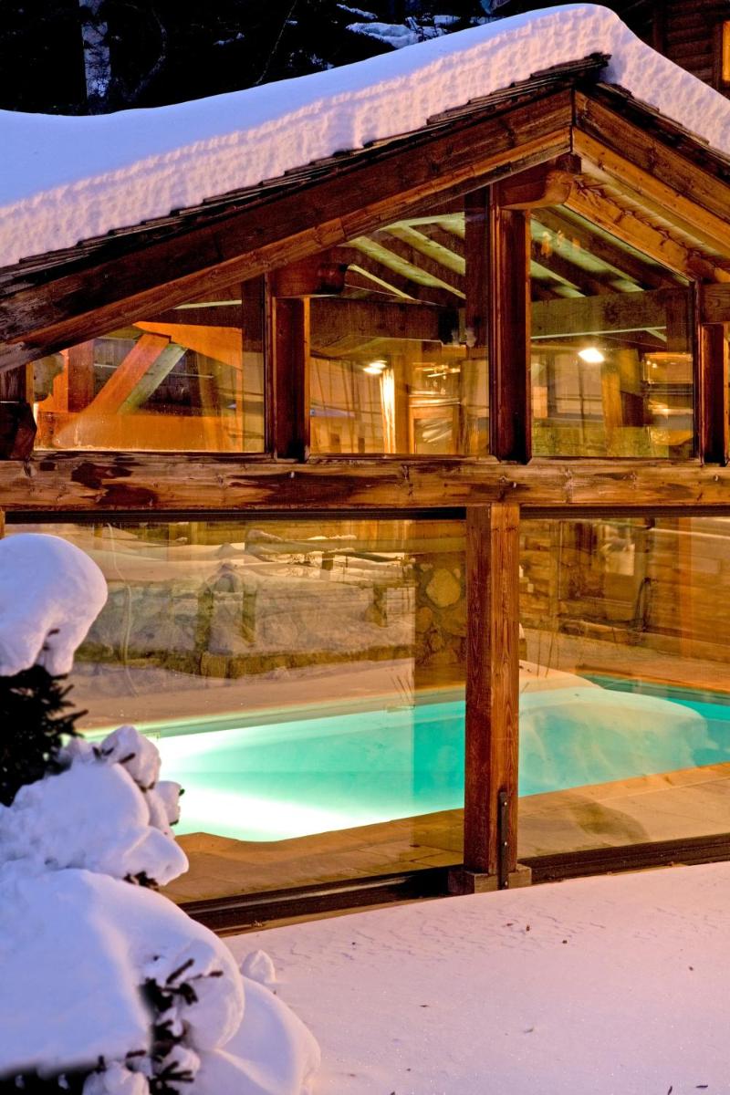 L'établissement Hôtel Le Jeu de Paume en hiver